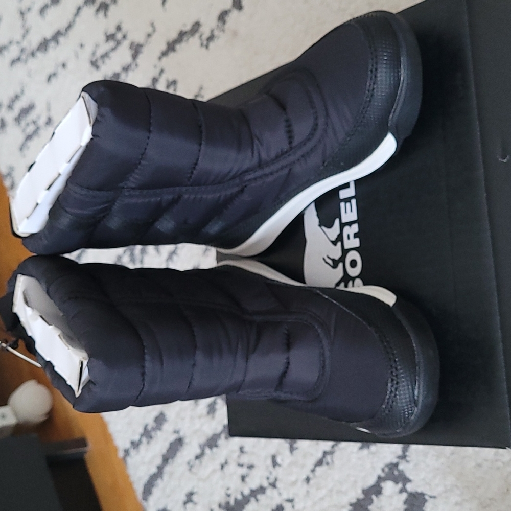 NWT Sorel Little Kids Whitney II Puffy Mid WP Boots Black - Picture 3 of 5